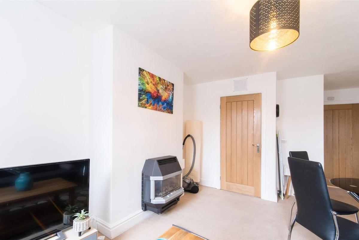 Lambley Court - Cozy Break In Mapperley Aparthotel Nottingham Esterno foto